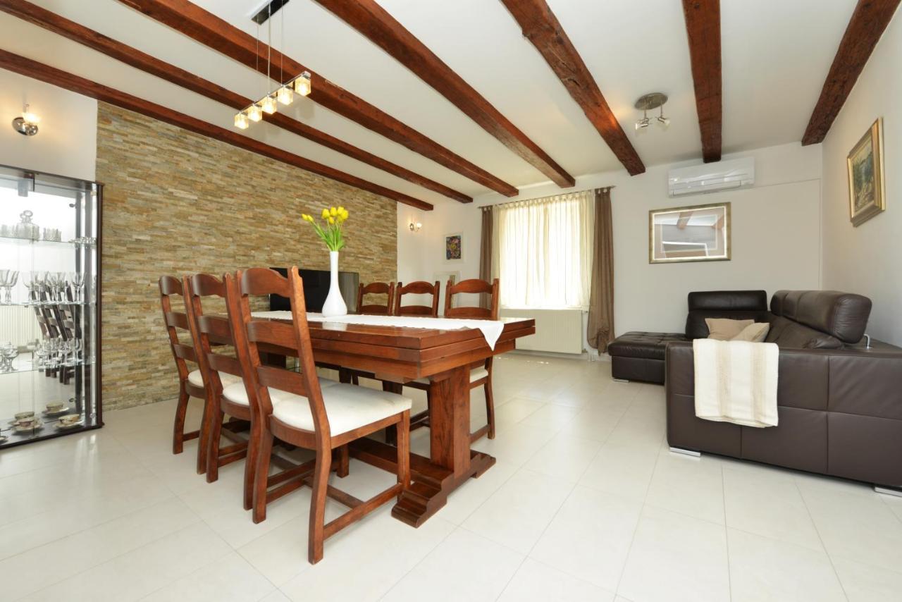 Lorena Apartment ザダル エクステリア 写真
