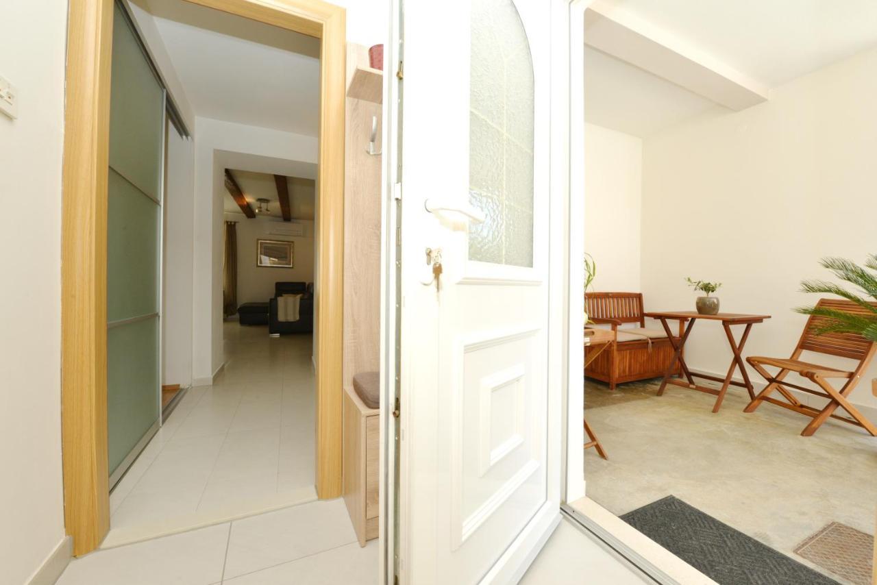 Lorena Apartment ザダル エクステリア 写真