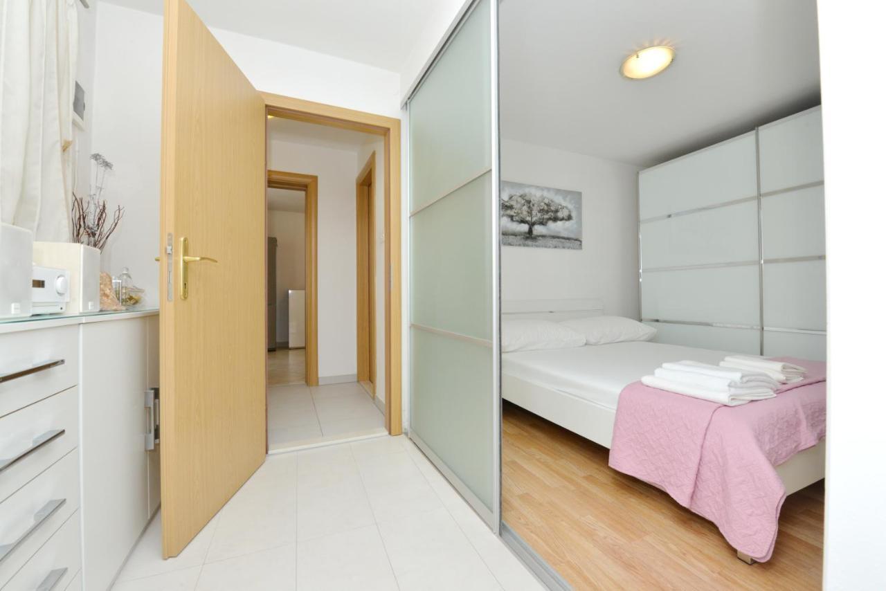 Lorena Apartment ザダル エクステリア 写真